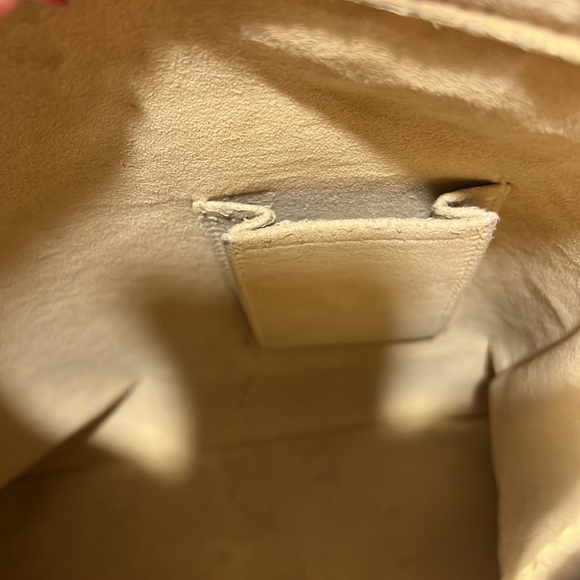 Louis Vuitton GM Loop Bag ~Authentic~ - Picture 14 of 16